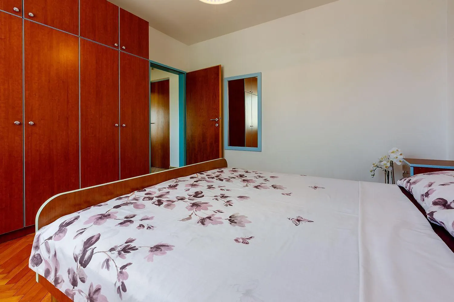 Komfortables Apartment Nur 500 Meter Zum Strand Mit Meerblick, Klima, Privatem Balkon Crikvenica